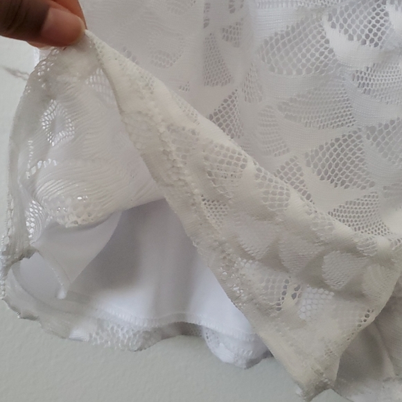 Lacy White Romper Charlotte Russe - Picture 5 of 5